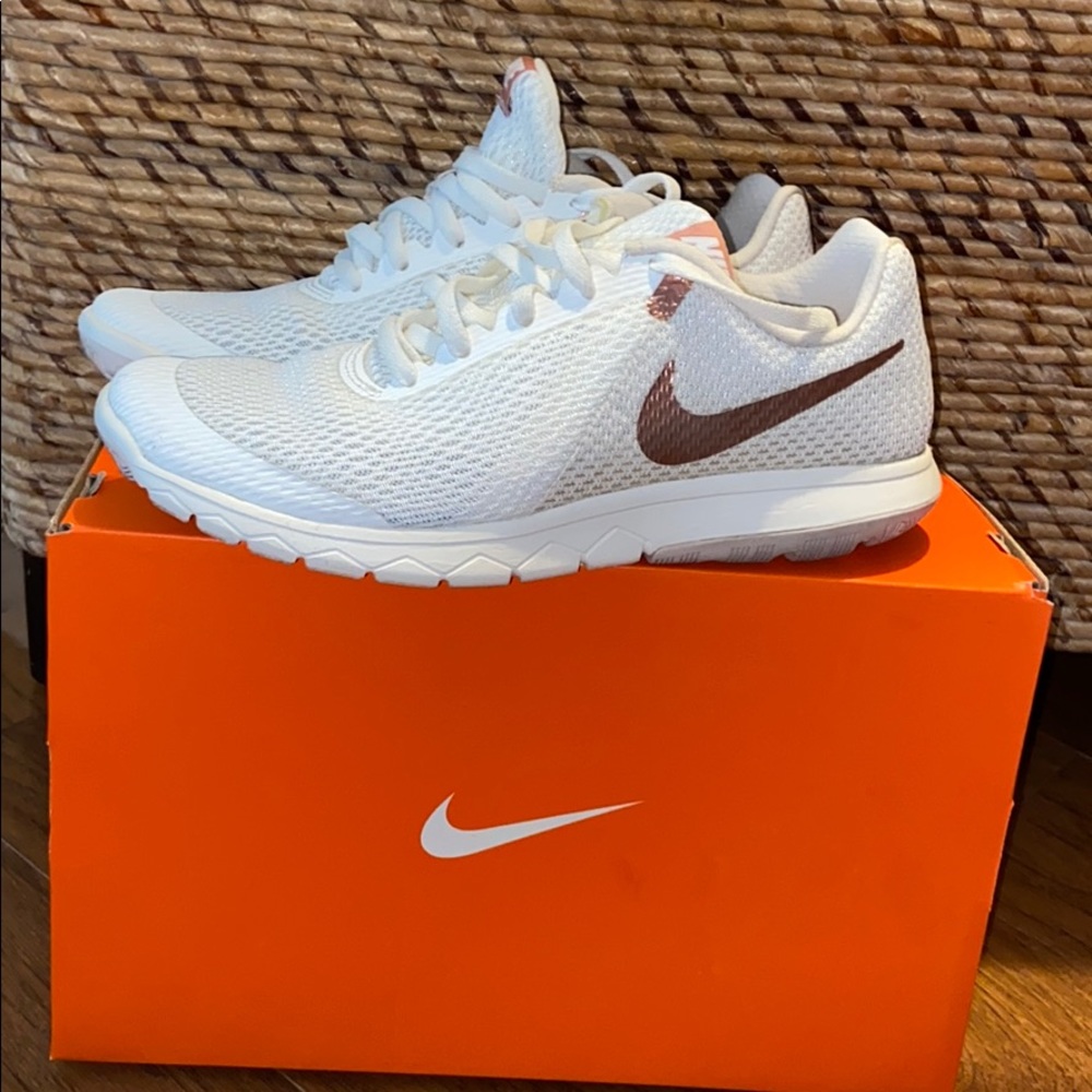 Women’s Nike Flex